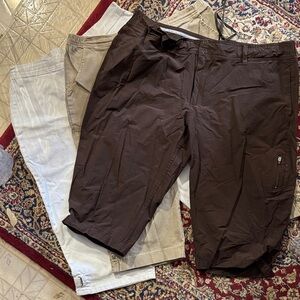 2 pair women’s xl capris pants Croft and barrow andone Dansko .xxl brown capris